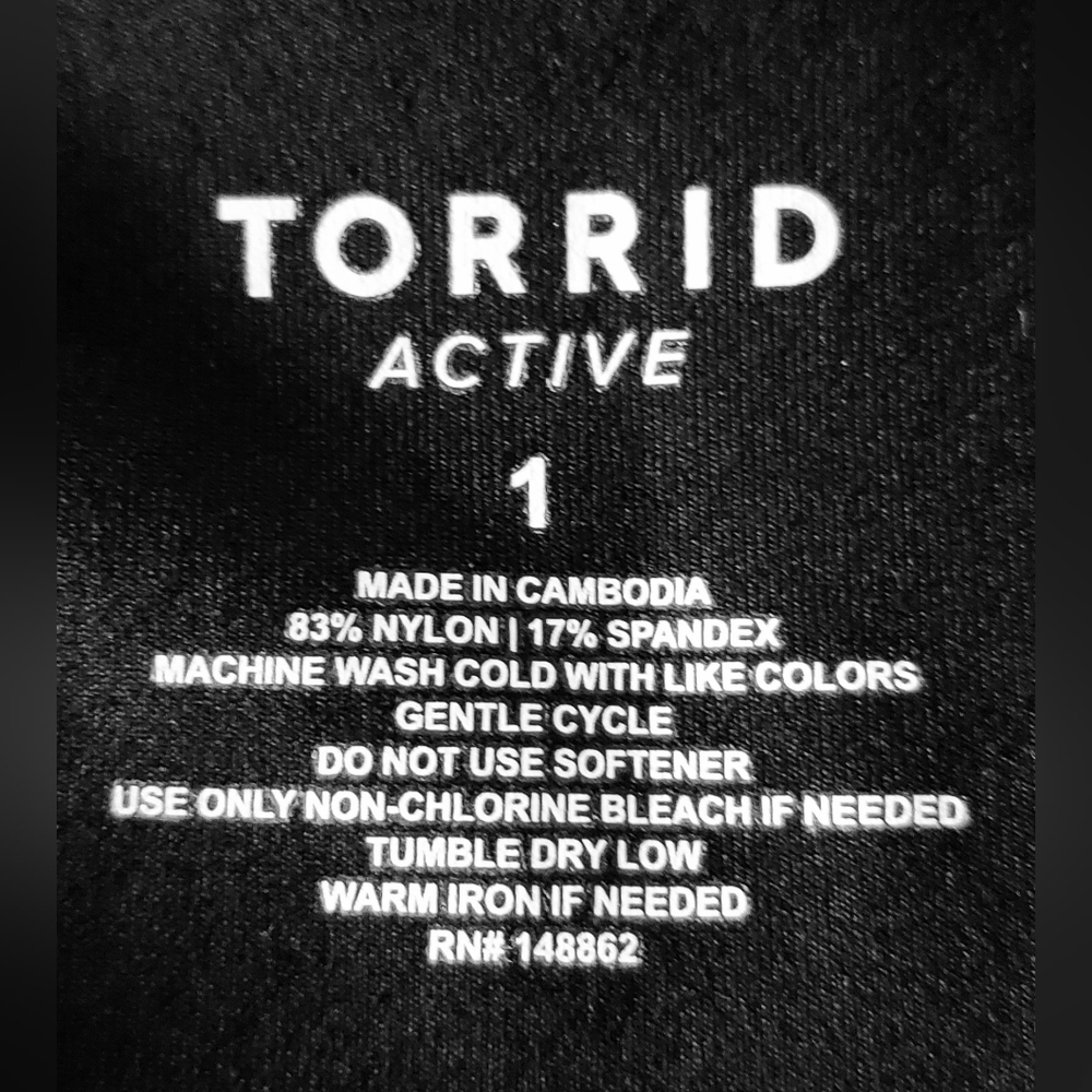 Torrid, NWT, Low-Impact Wireless V-neck, Racerback Active Sports Bra, Size 1X - Picture 4 of 6